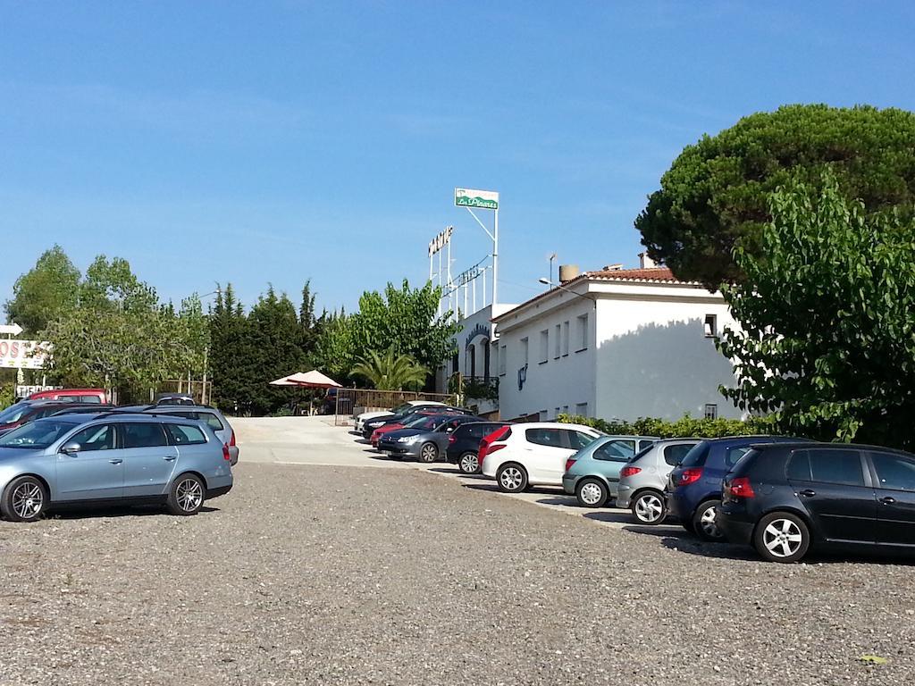 Hostal Los Pinares Lloret de Mar Exterior foto