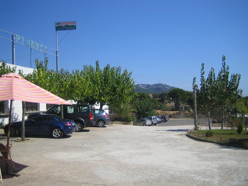 Hostal Los Pinares Lloret de Mar Exterior foto